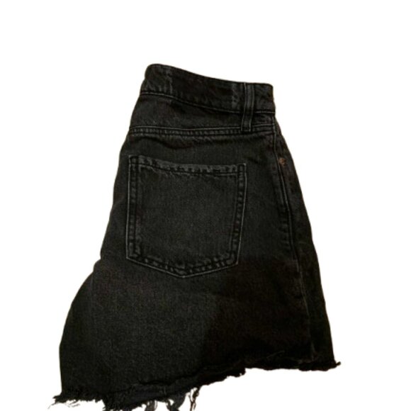 JEAN SHORTS - Picture 2 of 3